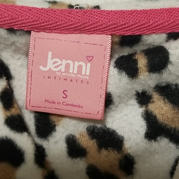 Leopard Print Fleece lounger - Picture 4 of 4